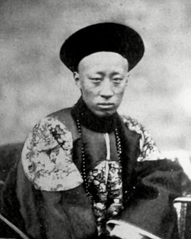 恭亲王奕䜣能除掉顾命八大臣 奕䜣为什么不把慈禧也除掉