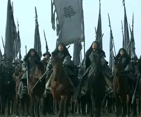 王允拒降西凉军：一场由战略误判引发的政治悲剧