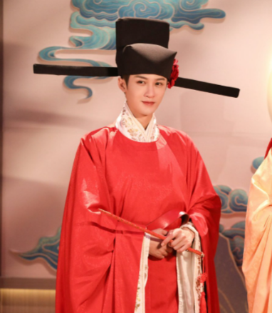 垂臂过膝的传奇皇后：柳敬言的母仪天下与无奈悲歌