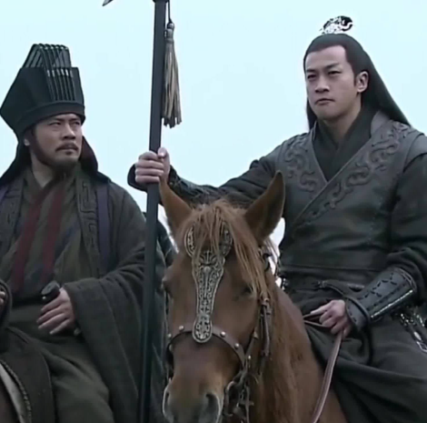 曹操爱才却杀吕布：多重因素下的必然抉择