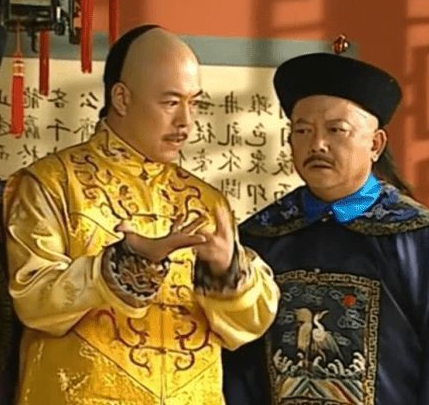 乾隆的“理财大师”与“情绪管家”：解码和珅受宠的双重密码