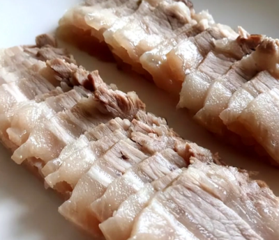 乾隆赐肉背后的官场百态：大臣为何争相转赠纪晓岚？