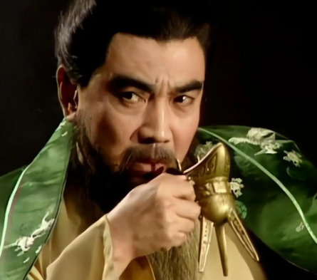 时势、对手与自身：刘邦、李渊速统与曹操三分天下的深层剖析