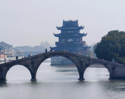 无钉无筋,何以撑千年:解码古桥古塔的匠人绝技